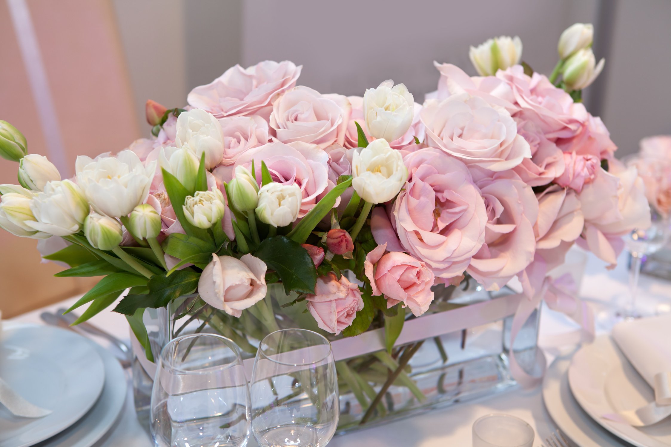 Floral center piece at a wedding dinner